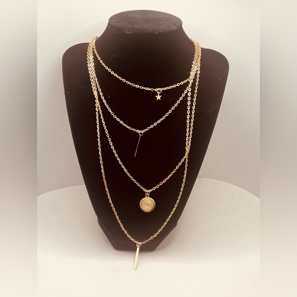 Necklace for women hip hop design - Picture 3 of 3